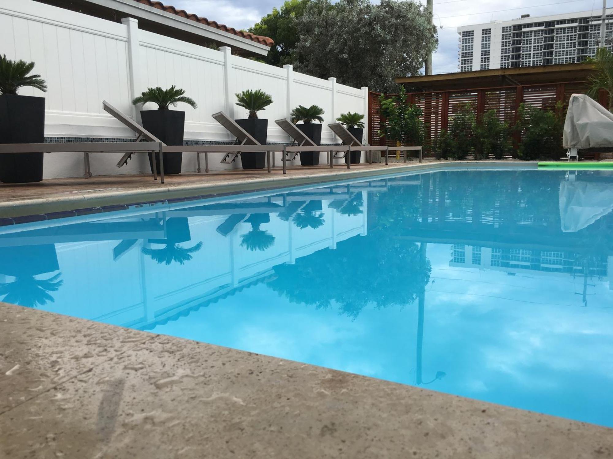 Wave Beach Vacation Rentals Pompano Beach Exterior foto